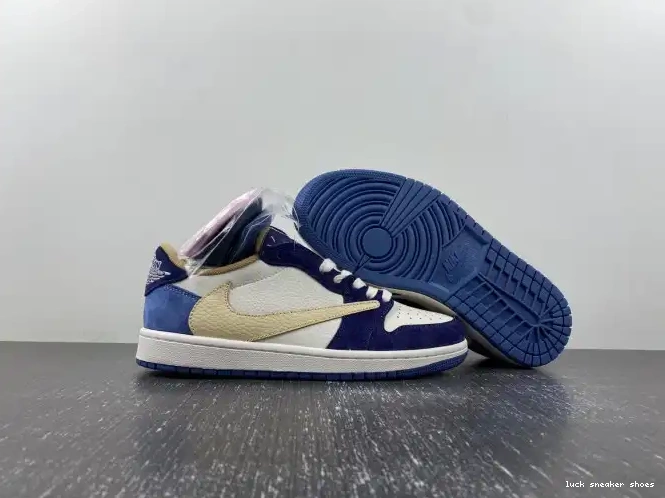 Rep LUCY TRAVIS 1 X JORDAN SCOTT CUSTOM AIR DM7866-808 0524